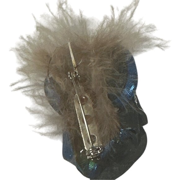 Vintage Lady Face Brooch With Blue Scarf & Feathers Artsy Boho Art Deco - Picture 3 of 4